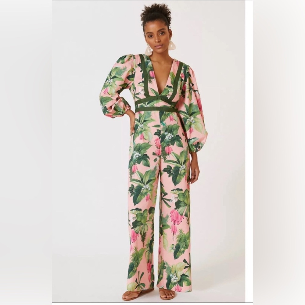 ✨FARM RIO✨ Banana Tropical Fauna Leaf Print V-Neck Jumpsuit